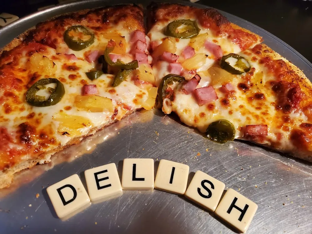 Spicy Hawaiian Pizza